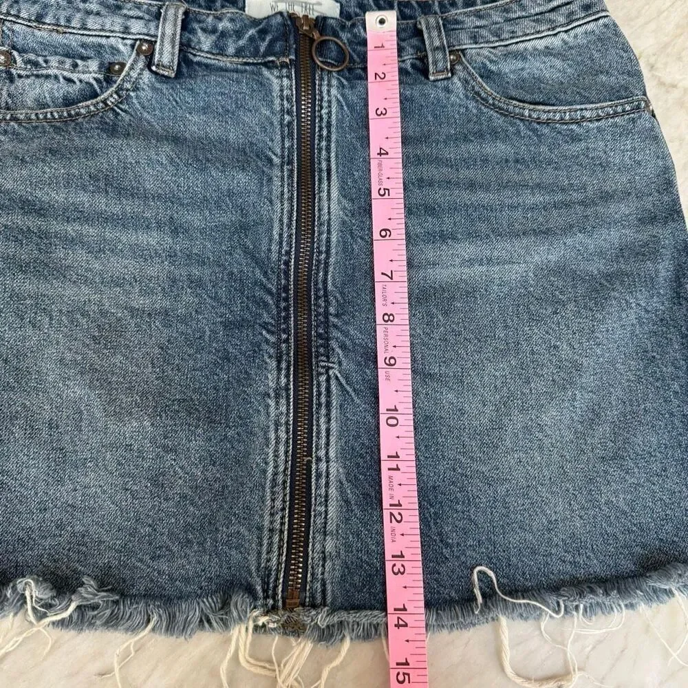 Free People We the Free Zip it Up denim Mini Skirt size 28